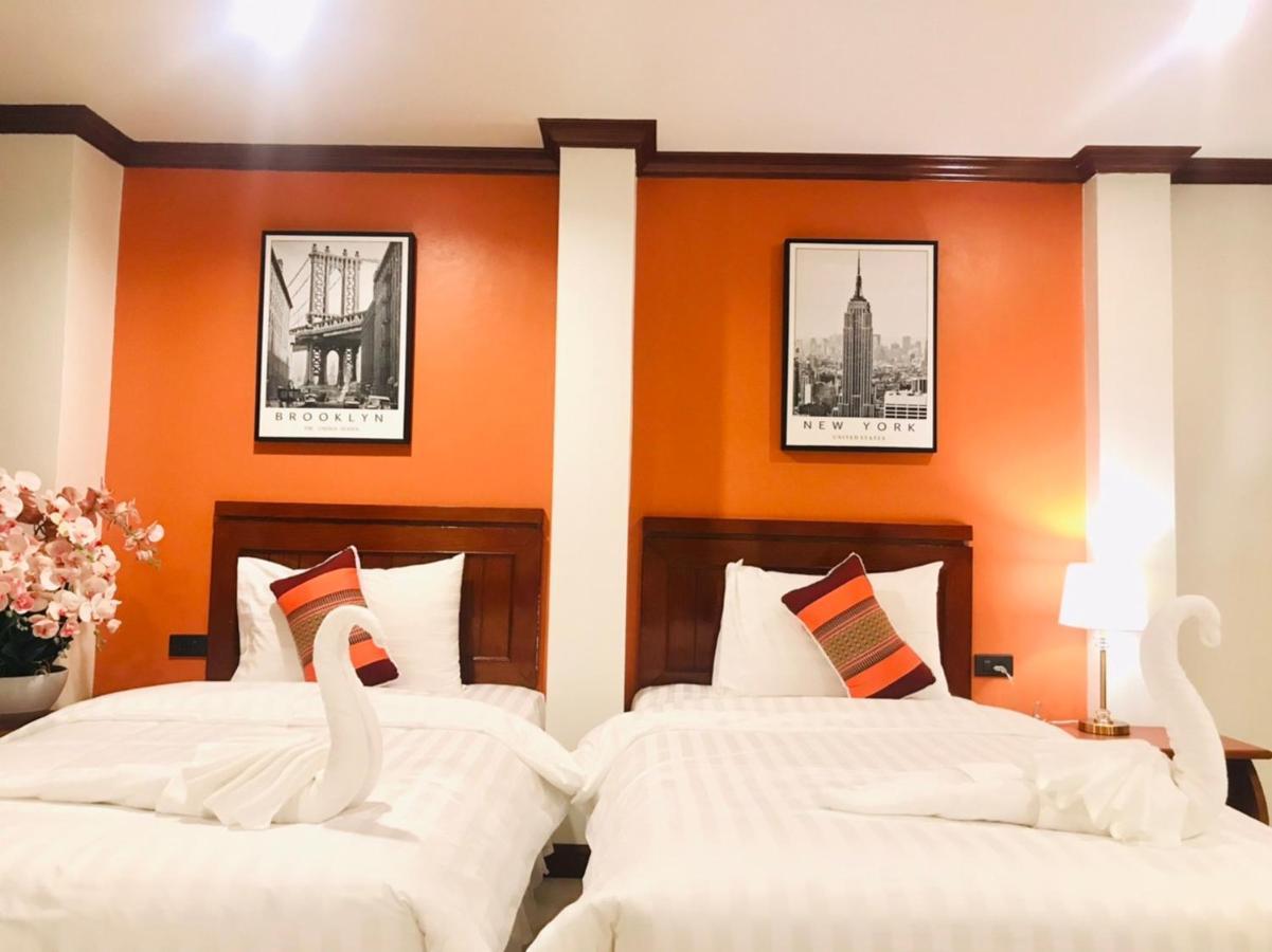 Hostel Benetti House Patong Exterior foto