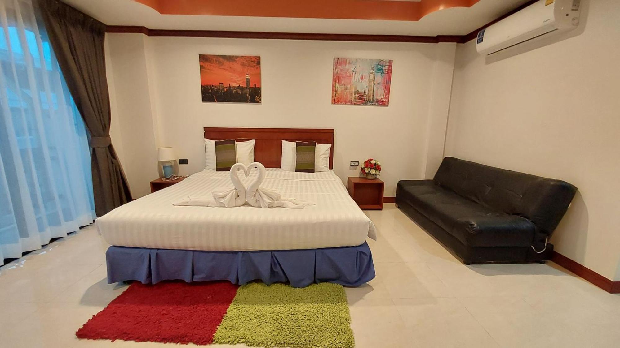 Hostel Benetti House Patong Exterior foto